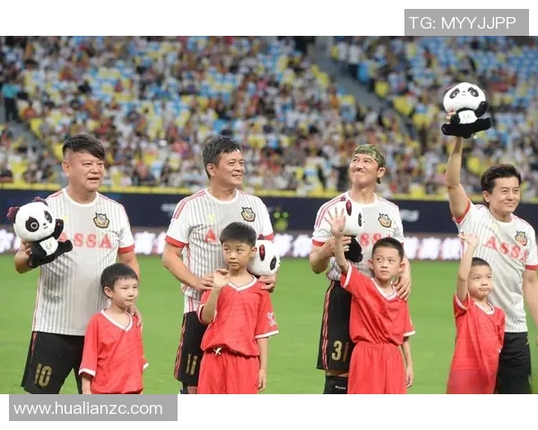 《足球明星联手挑战极限精彩综艺赛场热血开启》