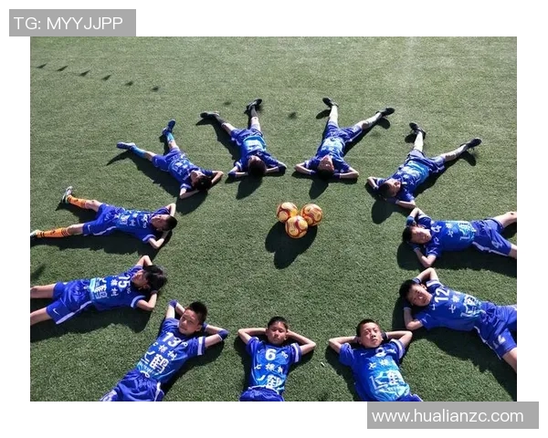 聚焦尼泊尔足球明星成长历程与拼搏精神全面解析 聚焦尼泊尔足球明星成长历程与拼搏精神全面解析