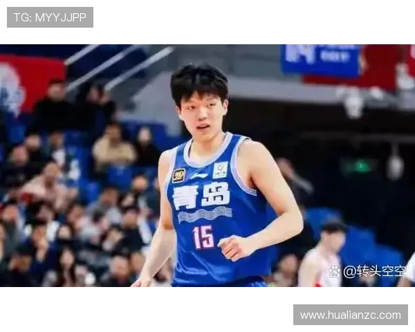 深圳篮球队在邀请赛中的灵活性表现与战术调整分析